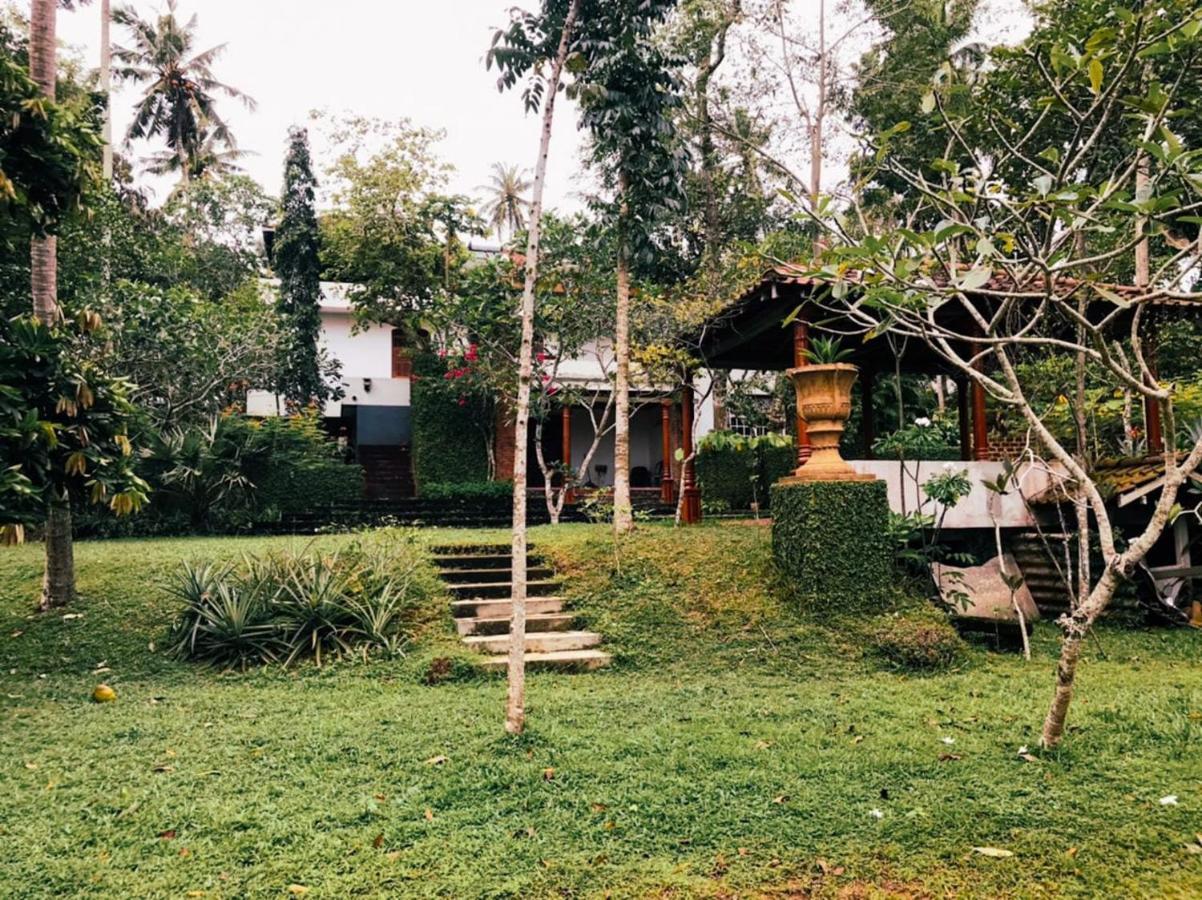 Swarnapaya Residence Бентота Экстерьер фото